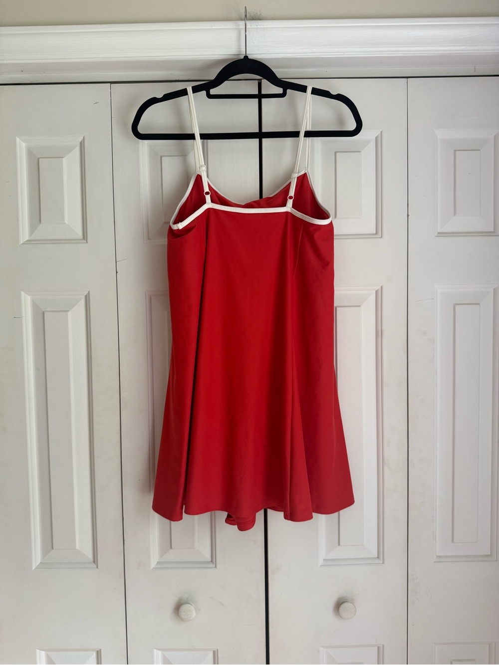 Old Navy Women’s PowerSoft Cami Athletic Red & White Activewear Dress Size Large - Picture 3 of 8